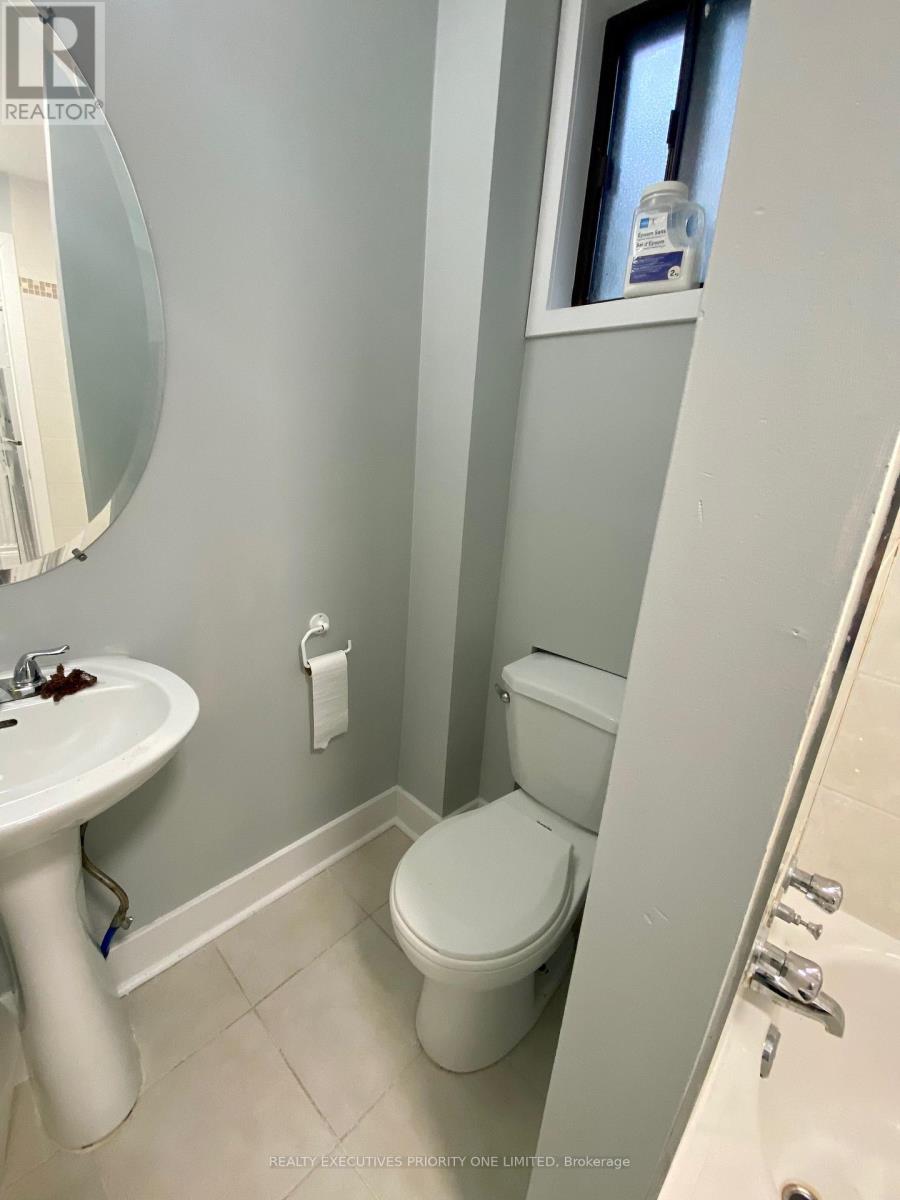 1 - 280 Annette Street, Toronto, Ontario  M6P 1R4 - Photo 9 - W13145014