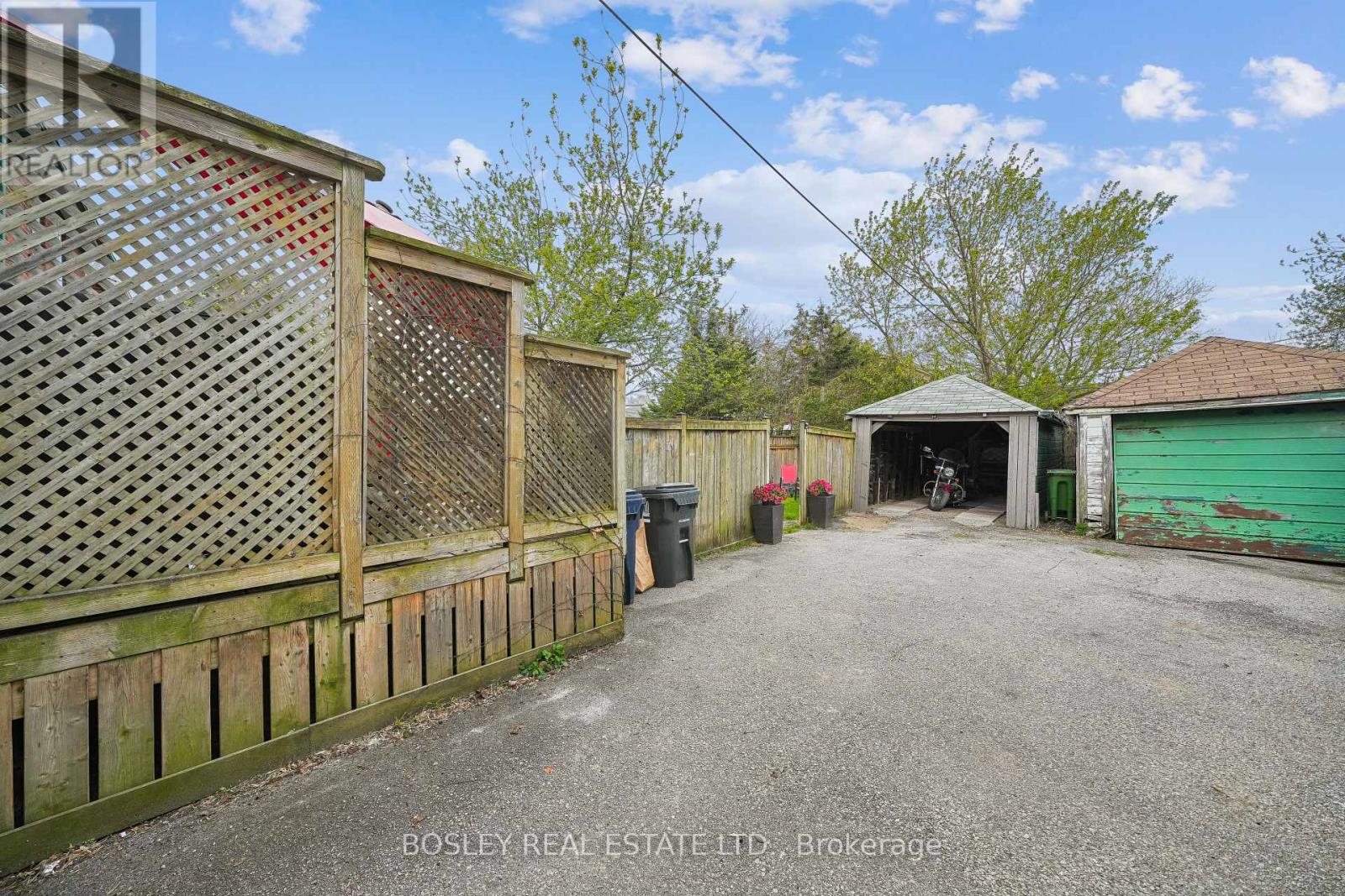 70 Eleventh Street, Toronto, Ontario  M8V 3G5 - Photo 31 - W13145058