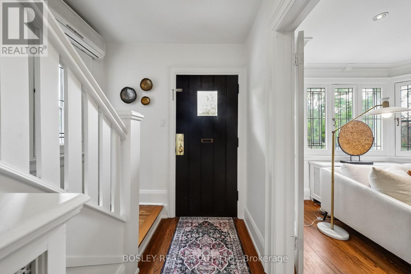 70 Eleventh Street, Toronto, Ontario  M8V 3G5 - Photo 5 - W13145058