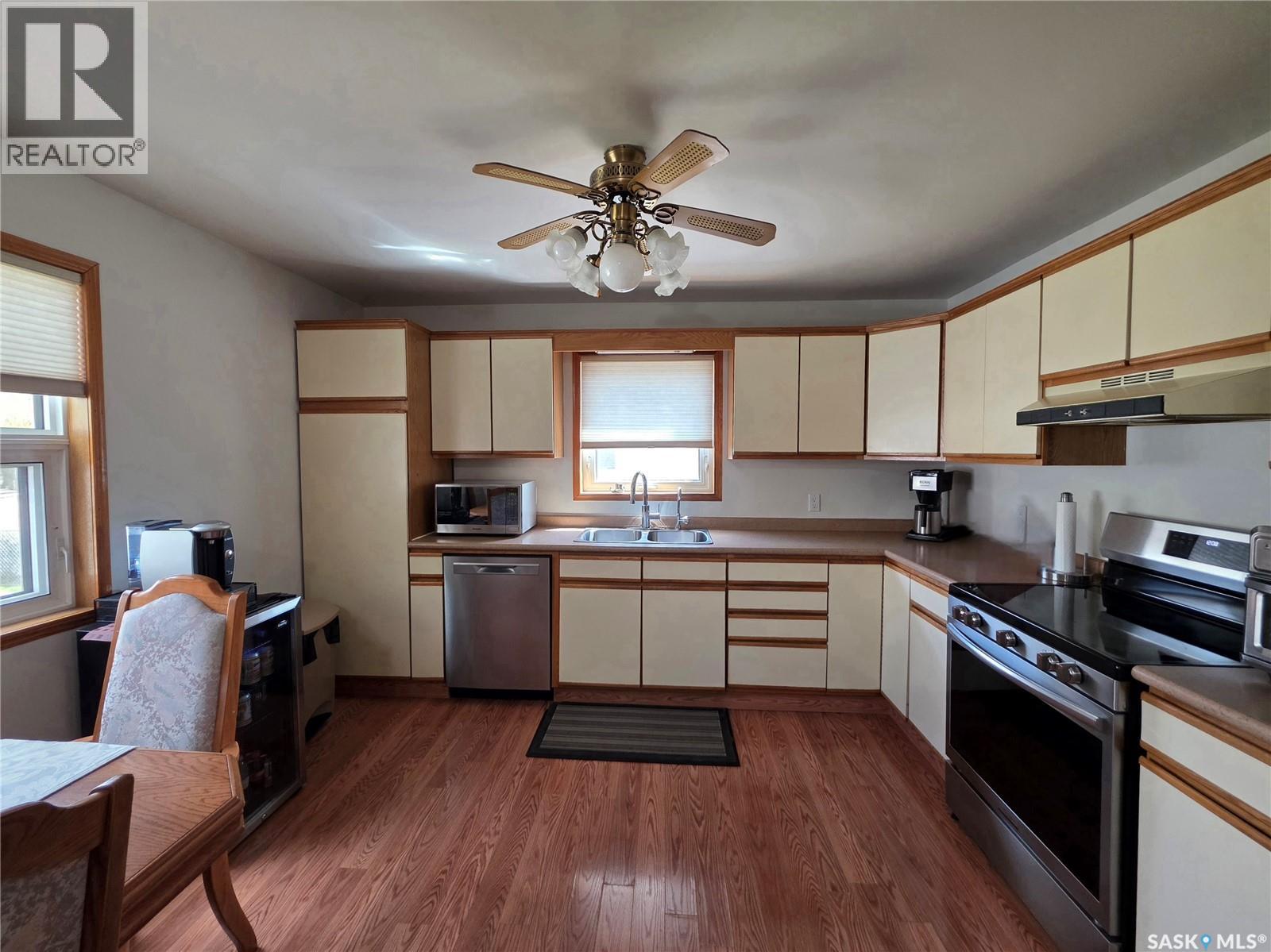 142 10th Avenue W, Melville, Saskatchewan  S0A 2P0 - Photo 17 - SK036341