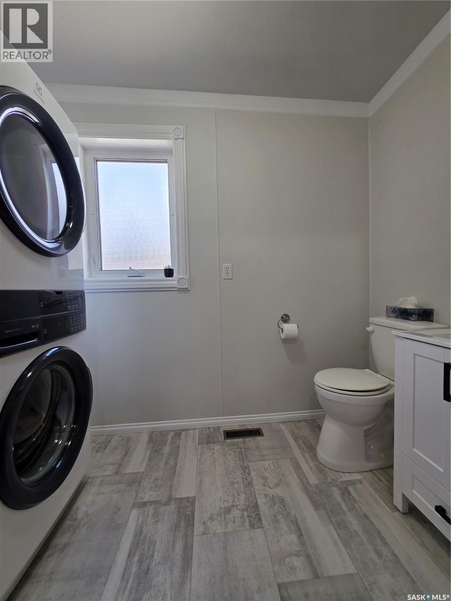 142 10th Avenue W, Melville, Saskatchewan  S0A 2P0 - Photo 23 - SK036341
