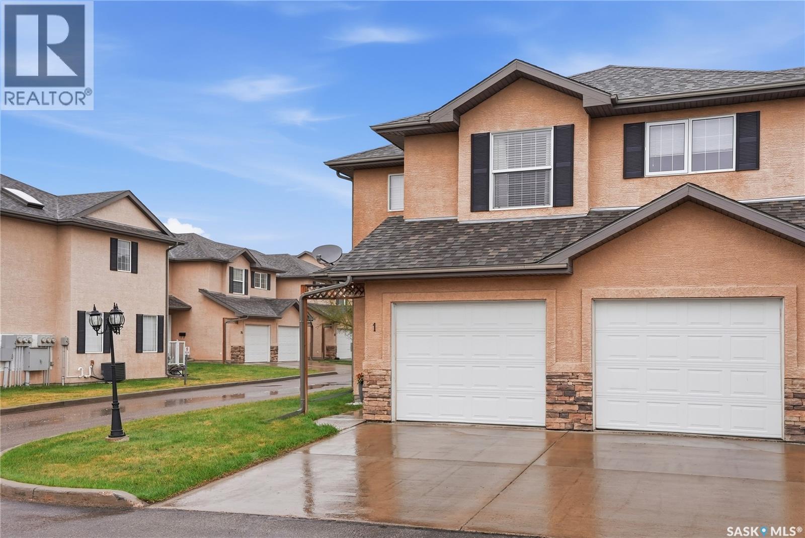1 118 Pawlychenko Lane, Saskatoon, Saskatchewan  S7V 1K1 - Photo 3 - SK036203