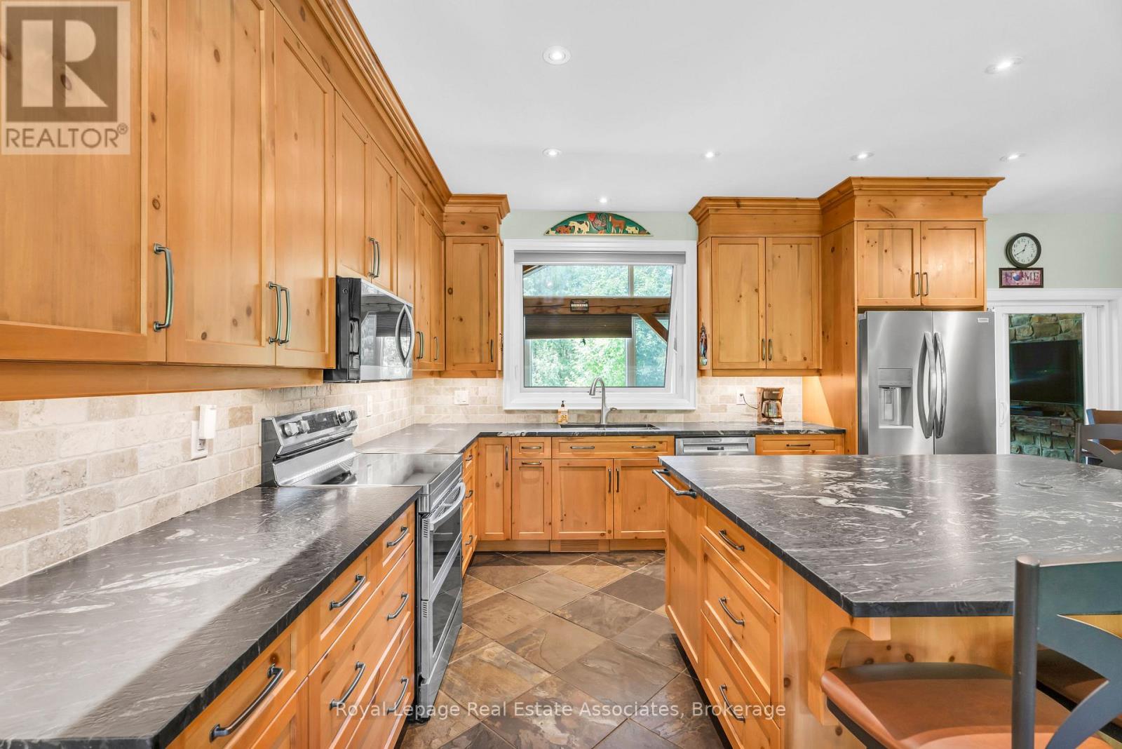5594 First Line, Erin, Ontario  L0N 1N0 - Photo 17 - X13144952