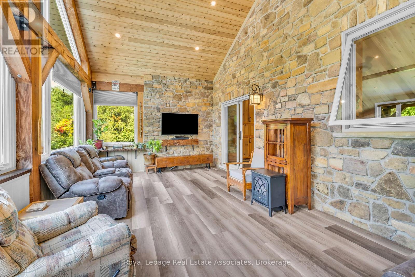 5594 First Line, Erin, Ontario  L0N 1N0 - Photo 22 - X13144952