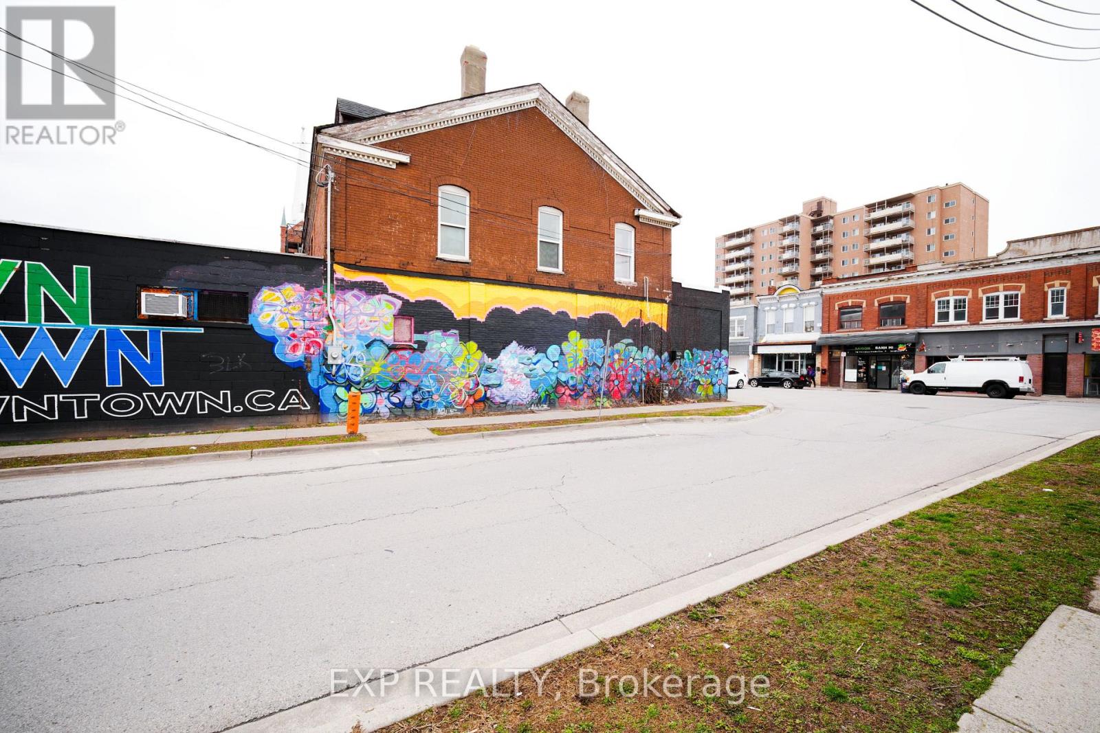412 St Paul Street, St. Catharines, Ontario  L2R 3N2 - Photo 2 - X13144984