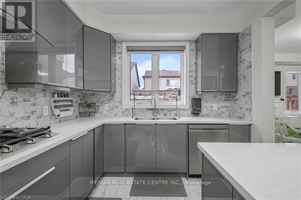38 Gloria Street, Kitchener, Ontario  N2R 0R1 - Photo 19 - X13144990