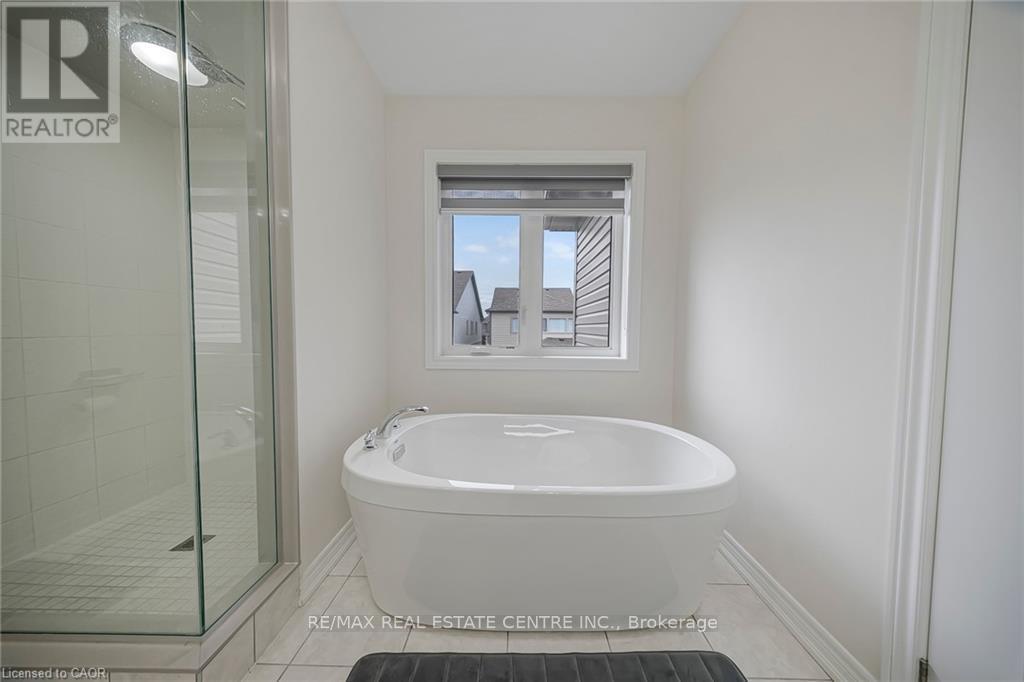 38 Gloria Street, Kitchener, Ontario  N2R 0R1 - Photo 28 - X13144990