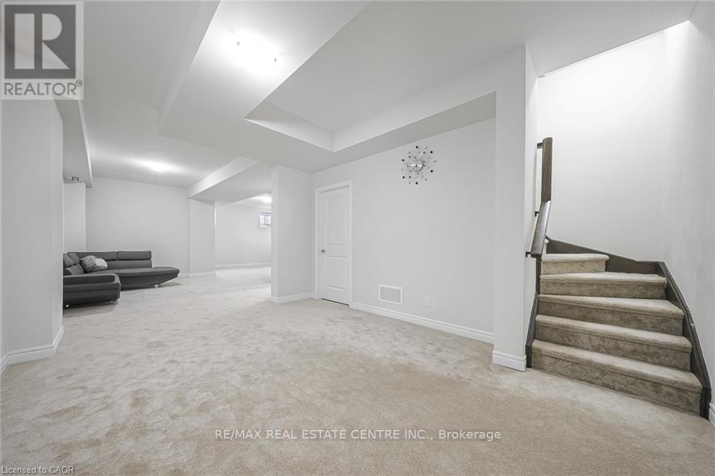 38 Gloria Street, Kitchener, Ontario  N2R 0R1 - Photo 39 - X13144990