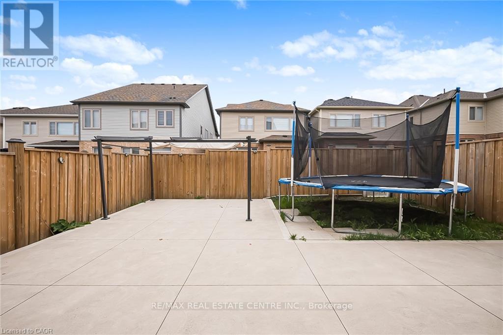 38 Gloria Street, Kitchener, Ontario  N2R 0R1 - Photo 44 - X13144990