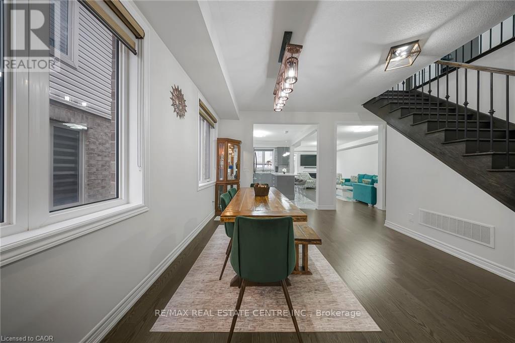 38 Gloria Street, Kitchener, Ontario  N2R 0R1 - Photo 7 - X13144990
