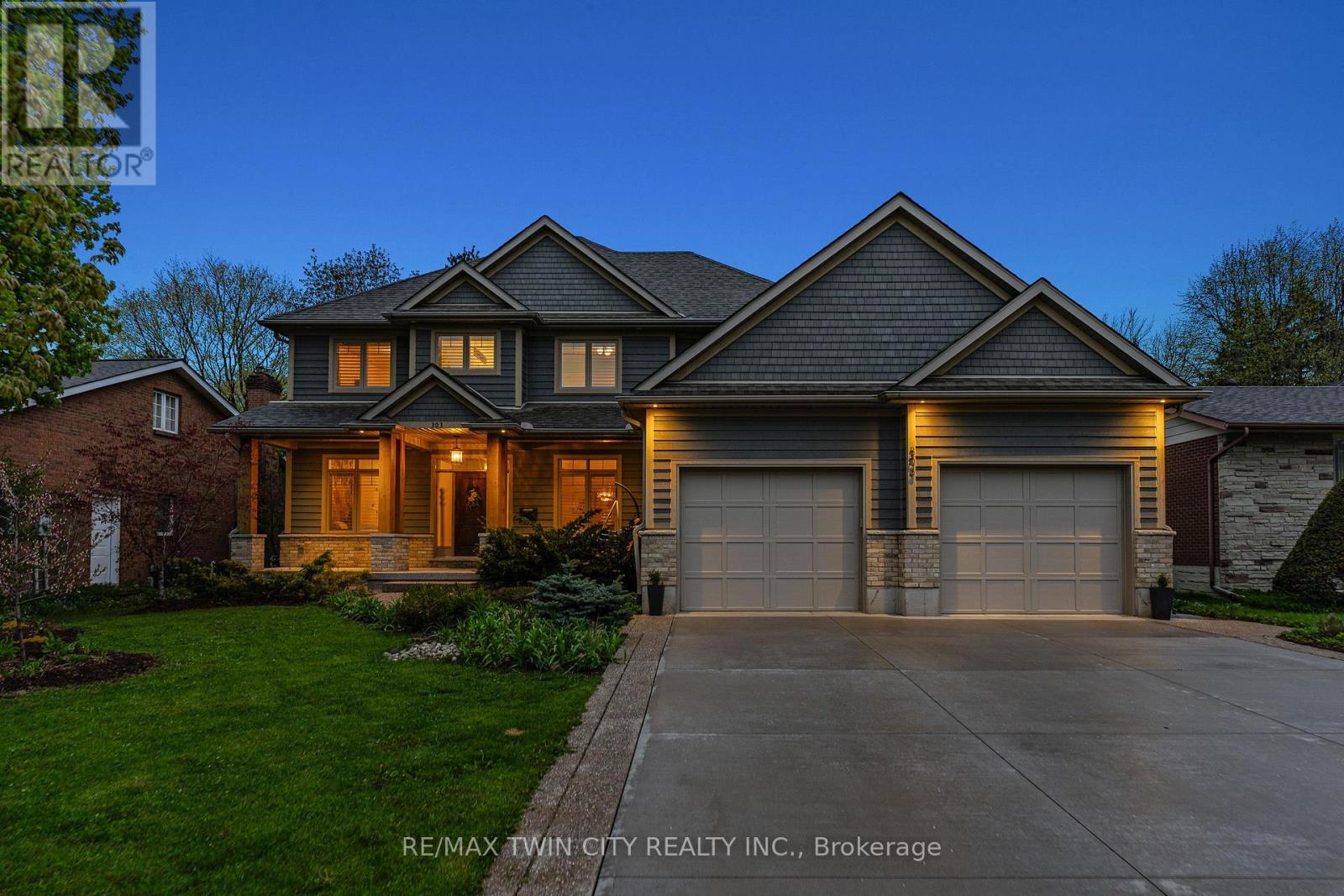 303 CASTLEFIELD AVENUE, Waterloo, Ontario
