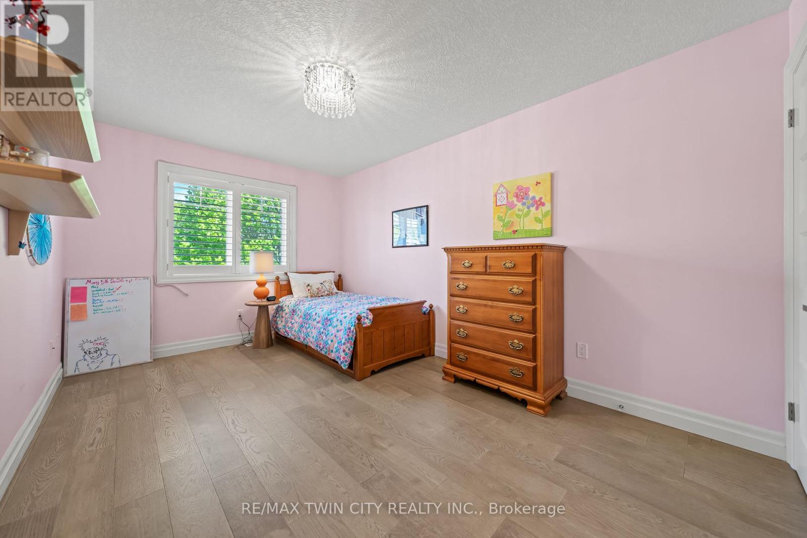 303 Castlefield Avenue, Waterloo, Ontario  N2K 2M4 - Photo 31 - X13145078
