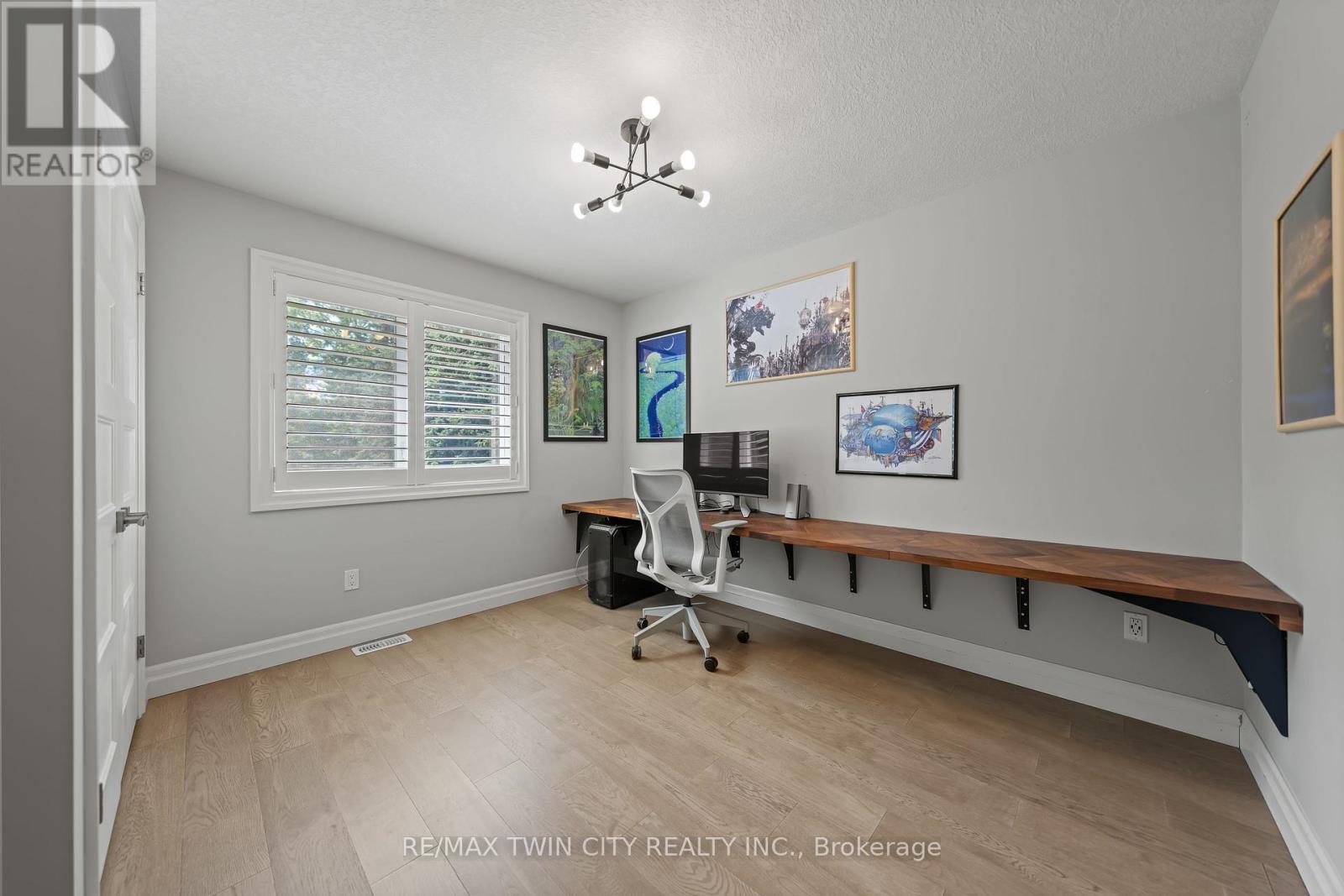 303 Castlefield Avenue, Waterloo, Ontario  N2K 2M4 - Photo 35 - X13145078