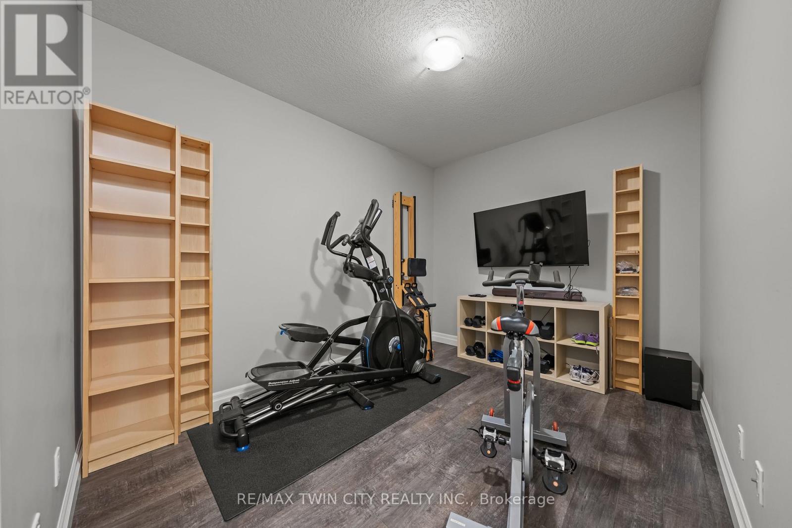 303 Castlefield Avenue, Waterloo, Ontario  N2K 2M4 - Photo 40 - X13145078
