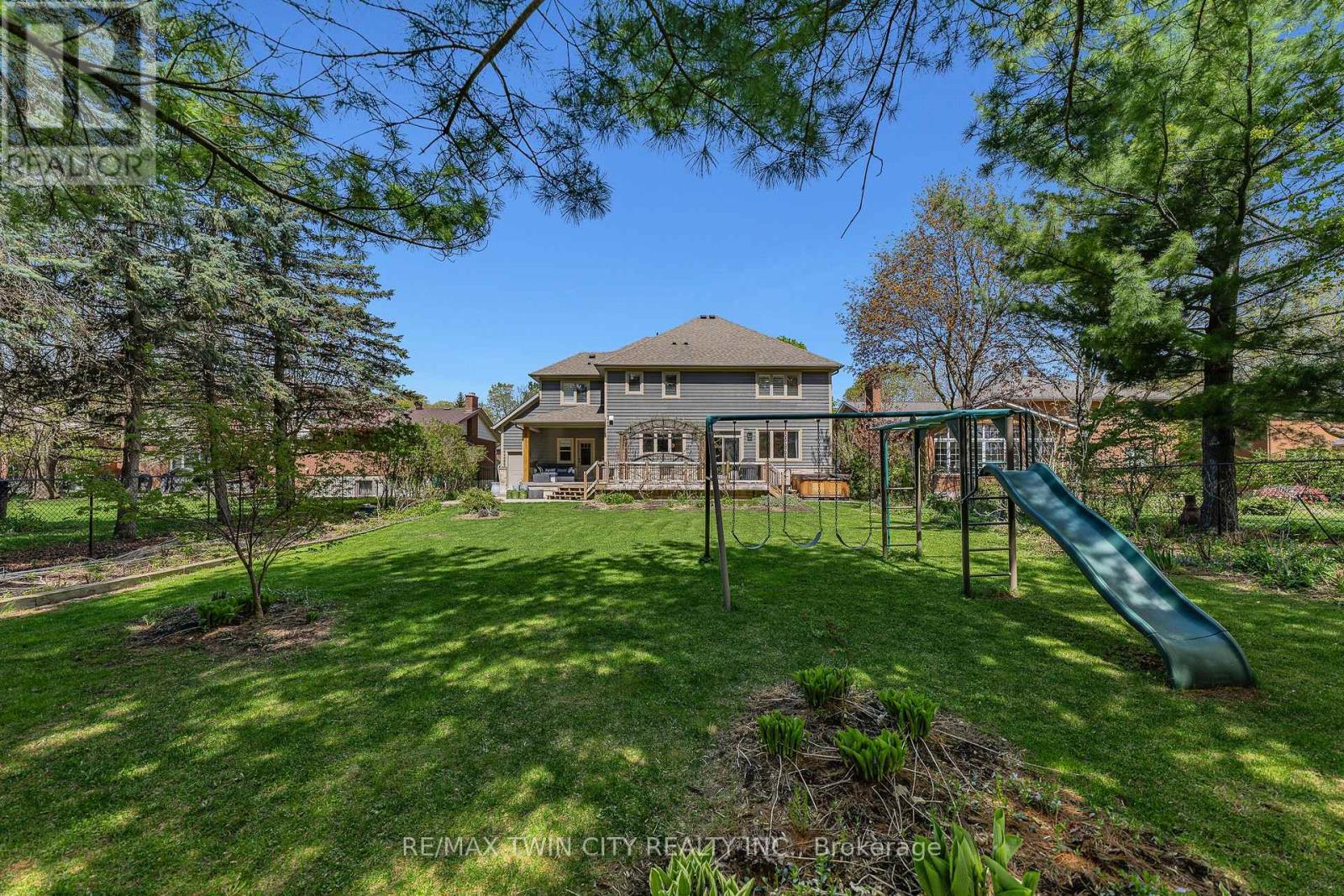 303 Castlefield Avenue, Waterloo, Ontario  N2K 2M4 - Photo 46 - X13145078
