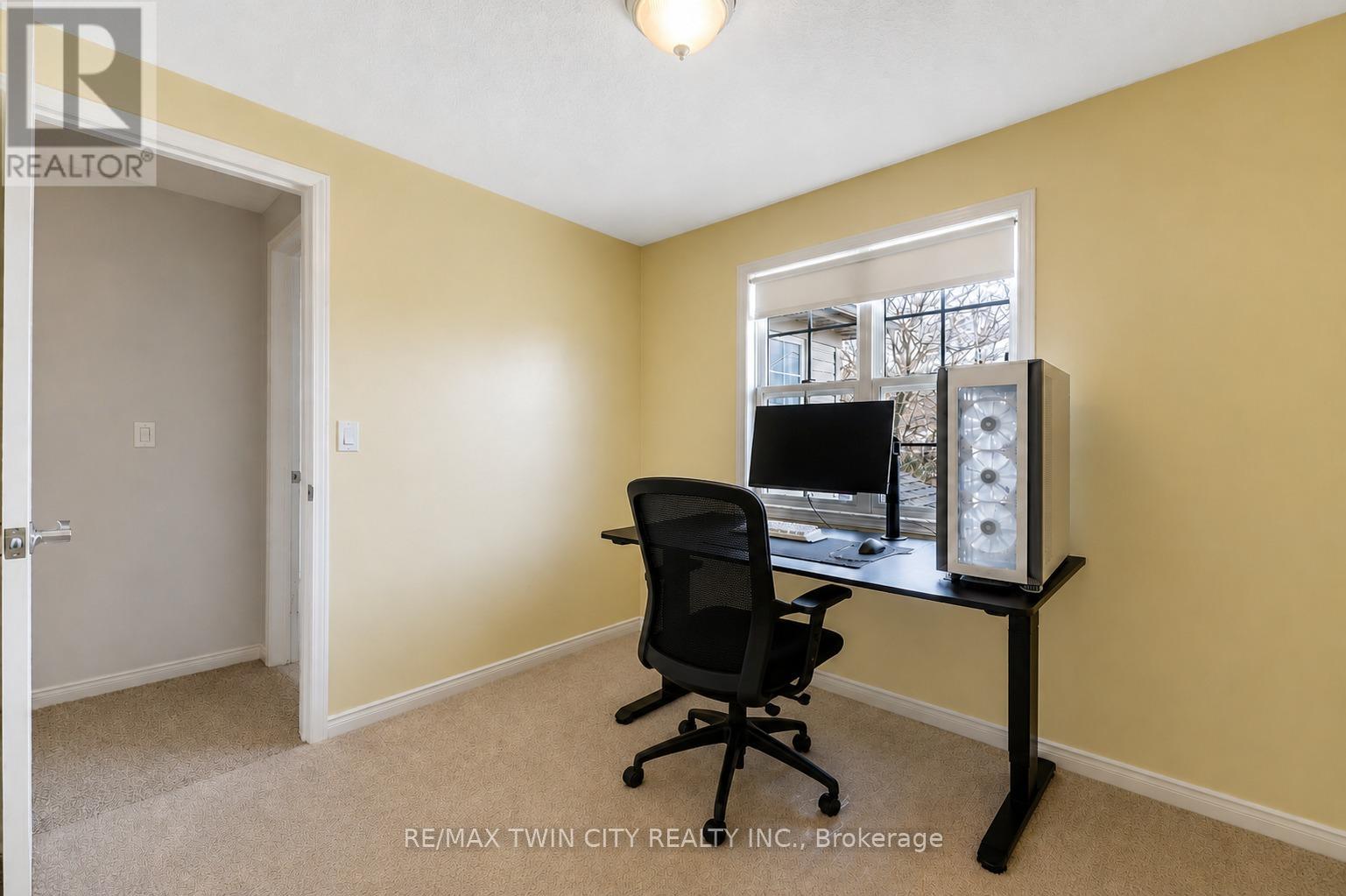 550 Dansbury Drive, Waterloo, Ontario  N2K 4E2 - Photo 25 - X13145094