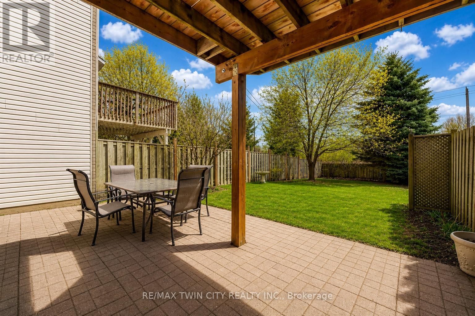 550 Dansbury Drive, Waterloo, Ontario  N2K 4E2 - Photo 36 - X13145094