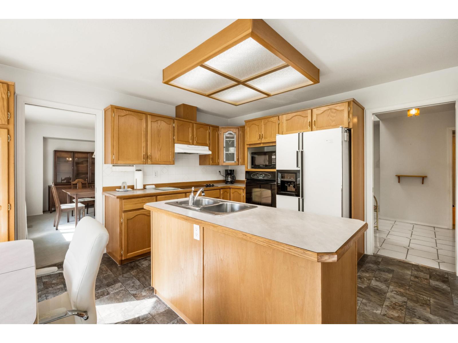 8094 164a Street, Surrey, British Columbia V4N 0H7 - Photo 8 - R3124799