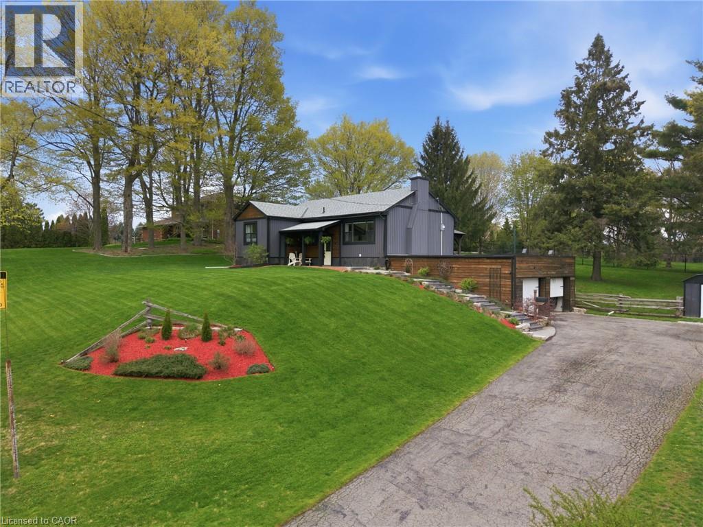 577 Harvest Road, Dundas, Ontario  L9H 5K8 - Photo 2 - 40829256
