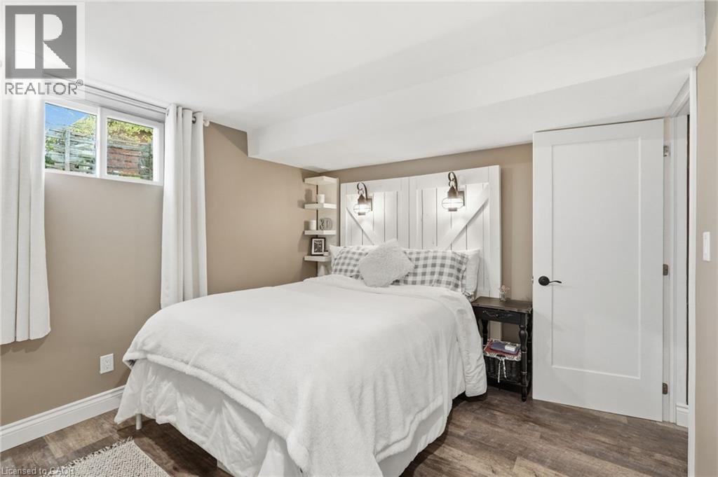 577 Harvest Road, Dundas, Ontario  L9H 5K8 - Photo 31 - 40829256