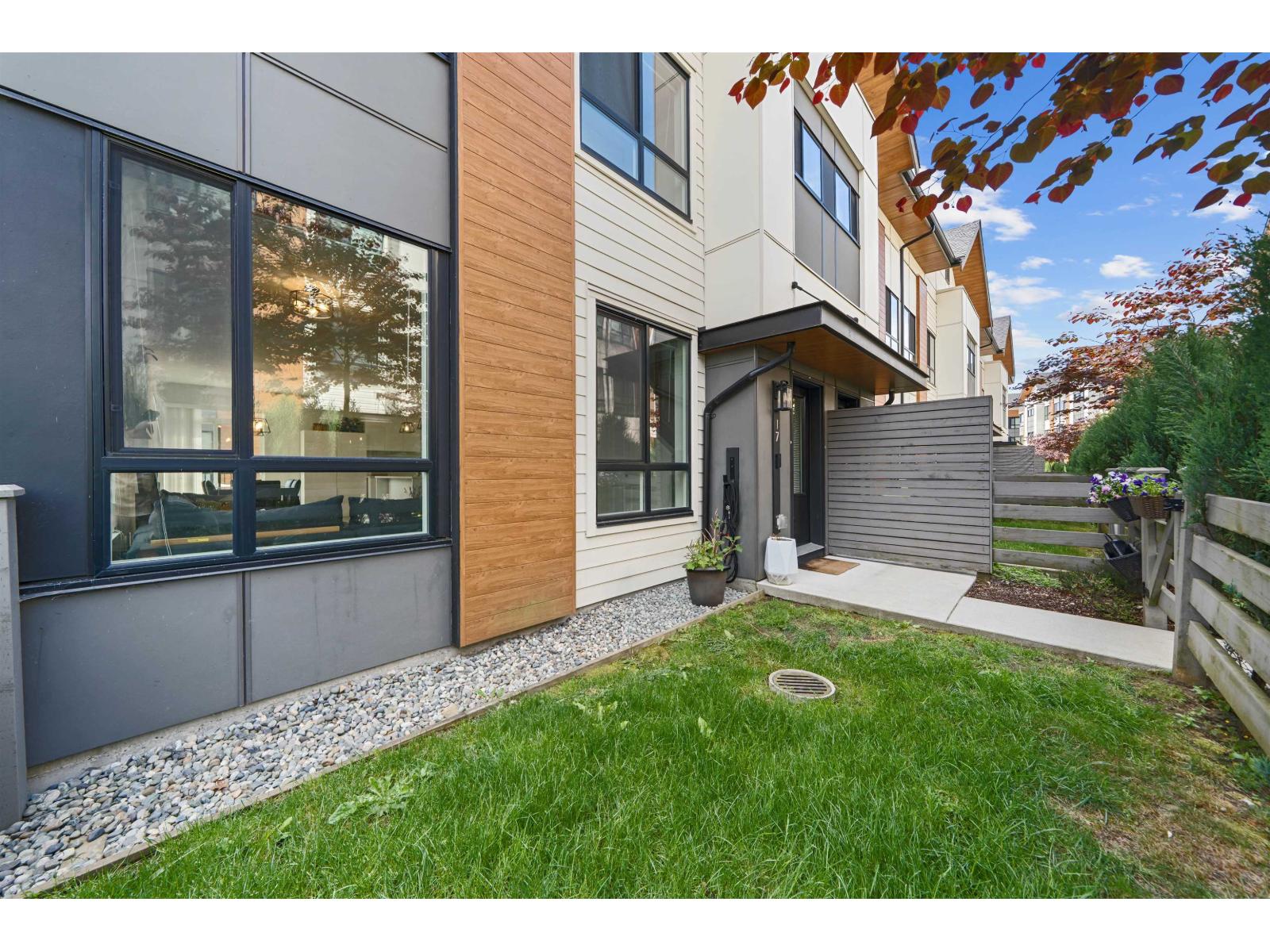 17 15151 Edmund Street, Surrey, British Columbia  V3S 0B2 - Photo 3 - R3124807