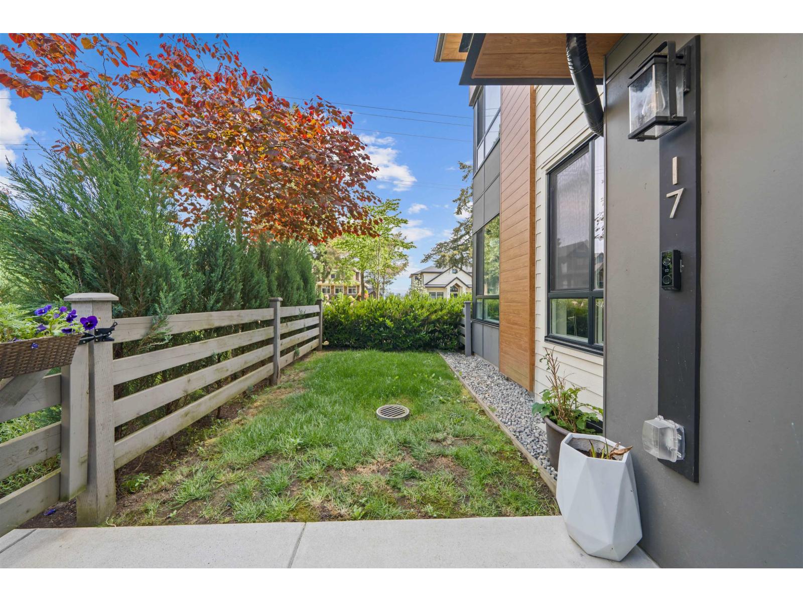 17 15151 Edmund Street, Surrey, British Columbia  V3S 0B2 - Photo 2 - R3124807