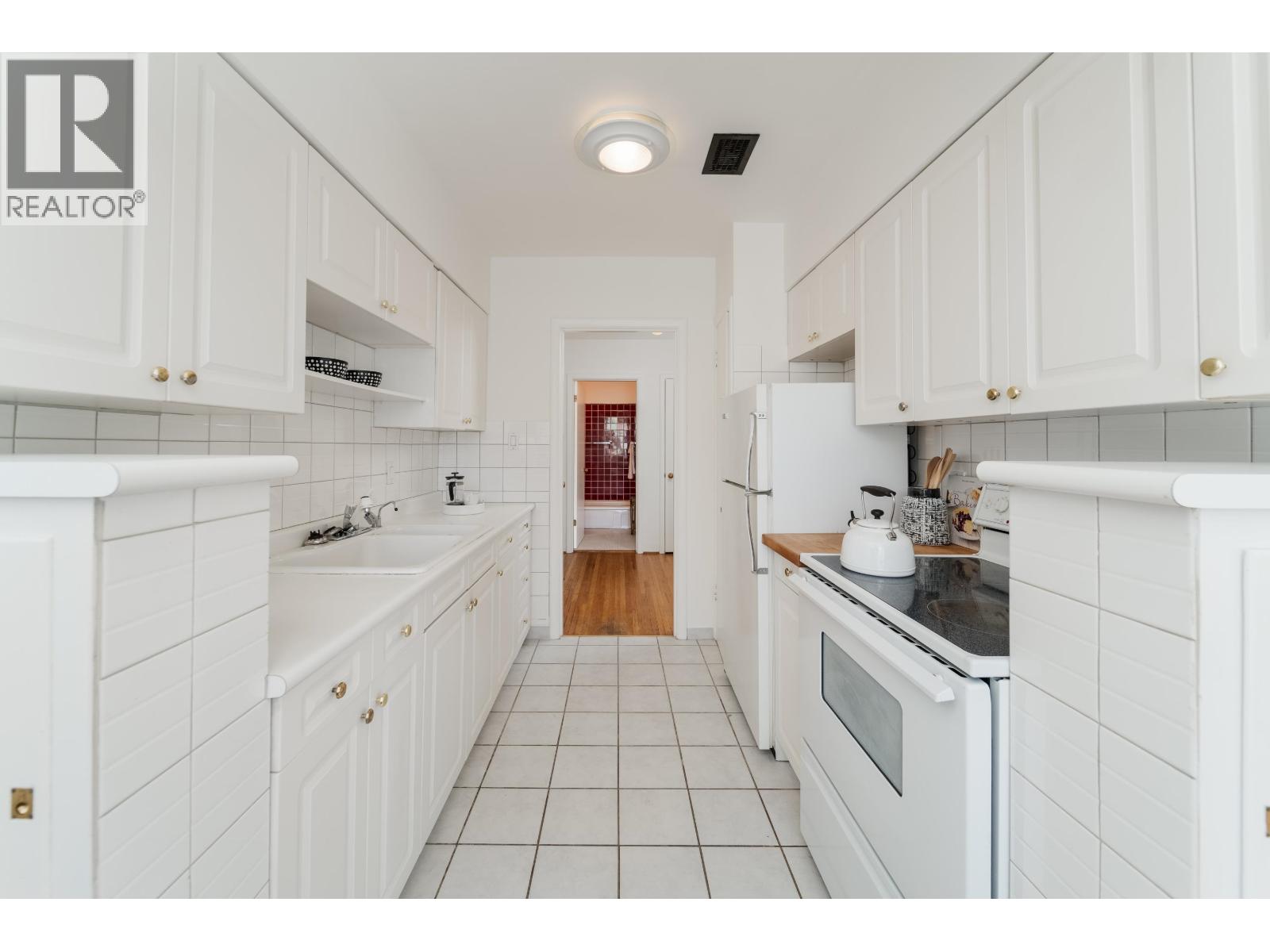 307 1565 Burnaby Street, Vancouver, British Columbia  V6G 1X1 - Photo 9 - R3120563
