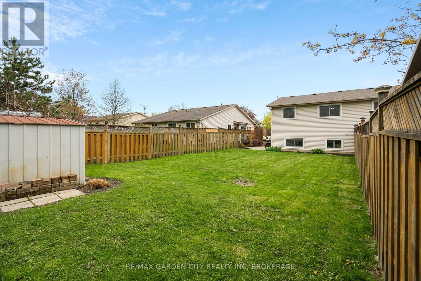 28 Fox Trail Drive, St. Catharines, Ontario  L2S 3T7 - Photo 41 - X13145348