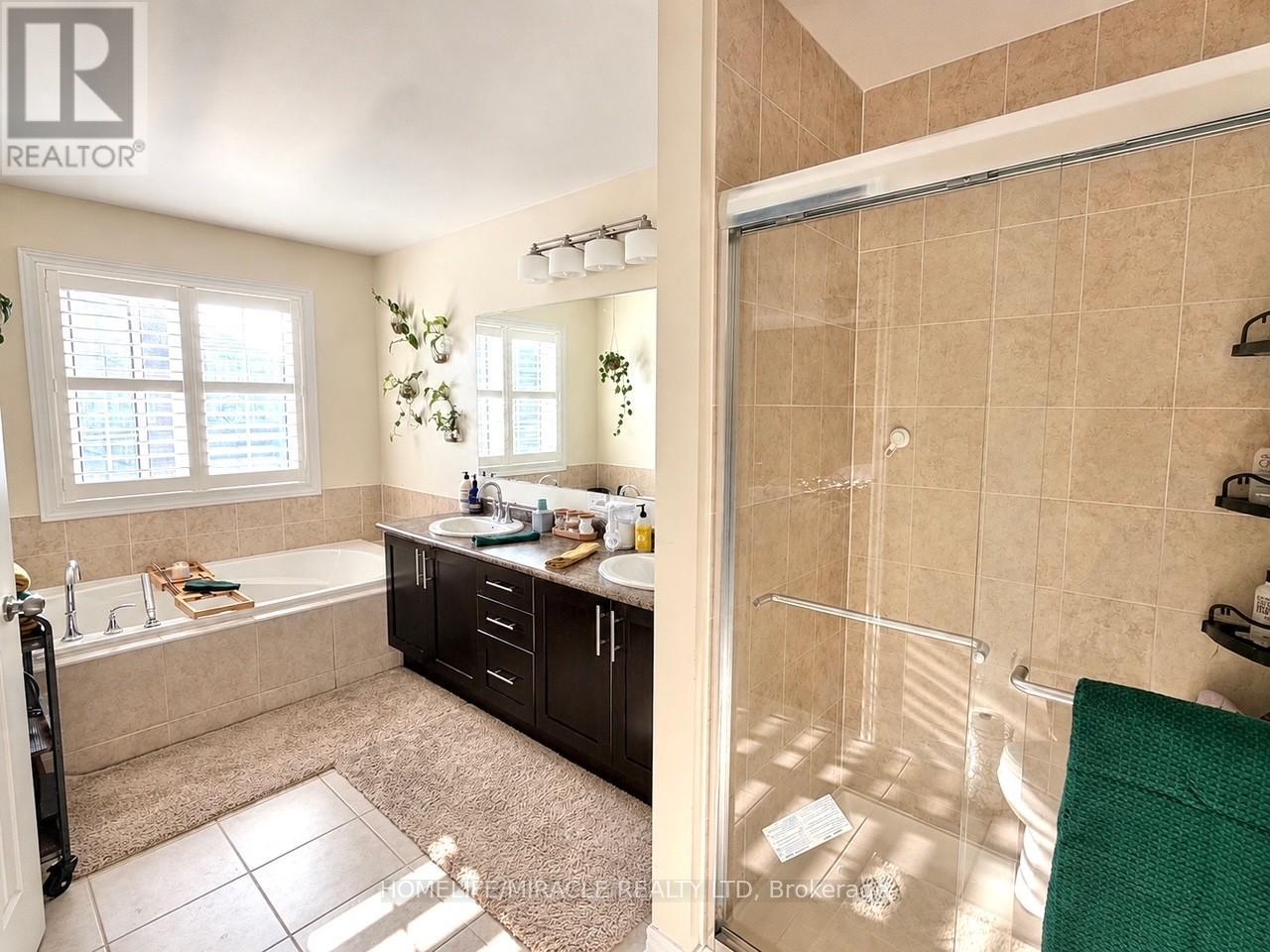 54 Mccourt Drive, Ajax, Ontario  L1Z 0P1 - Photo 10 - E13140052