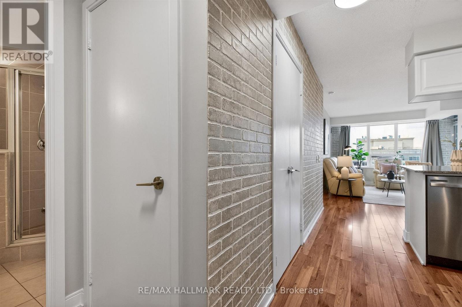 2447 - 25 Viking Lane, Toronto, Ontario  M9B 0A1 - Photo 4 - W13141968