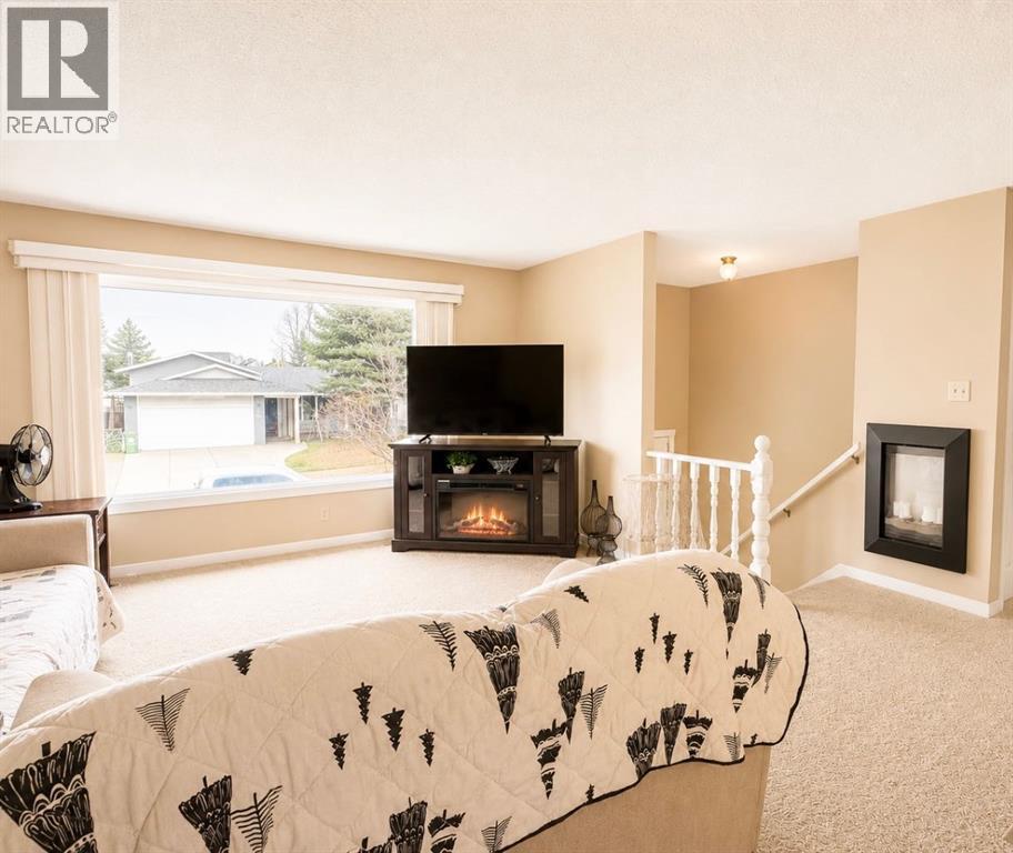5748 55 Street, Rocky Mountain House, Alberta  T4T 1J7 - Photo 6 - A2310649