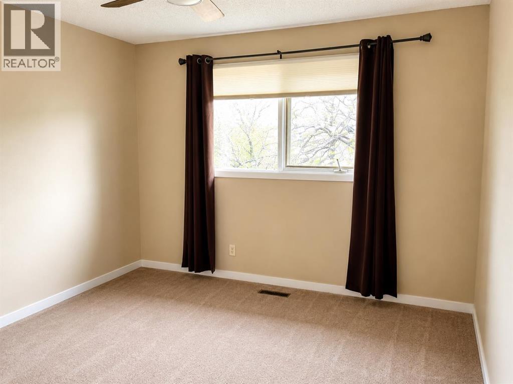 5748 55 Street, Rocky Mountain House, Alberta  T4T 1J7 - Photo 16 - A2310649