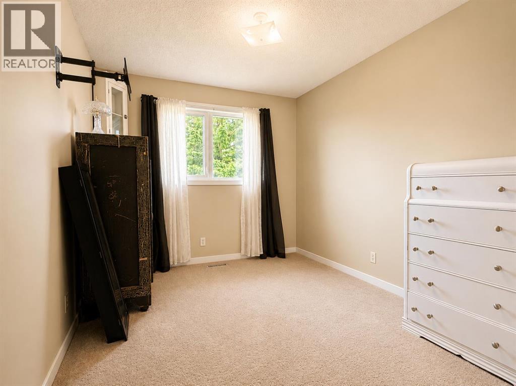 5748 55 Street, Rocky Mountain House, Alberta  T4T 1J7 - Photo 17 - A2310649