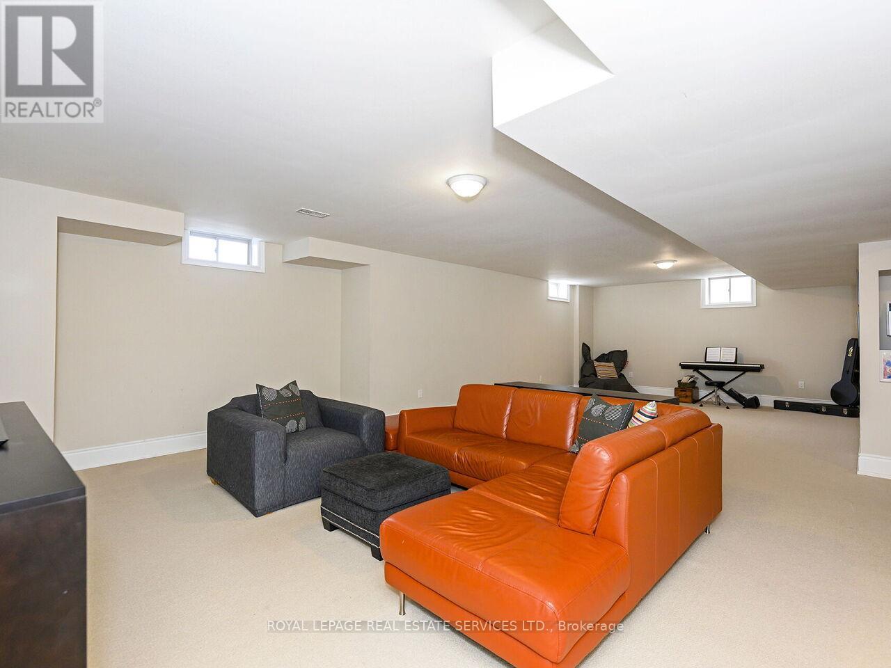 24 Jopling Avenue N, Toronto, Ontario  M9B 4E7 - Photo 31 - W13142448