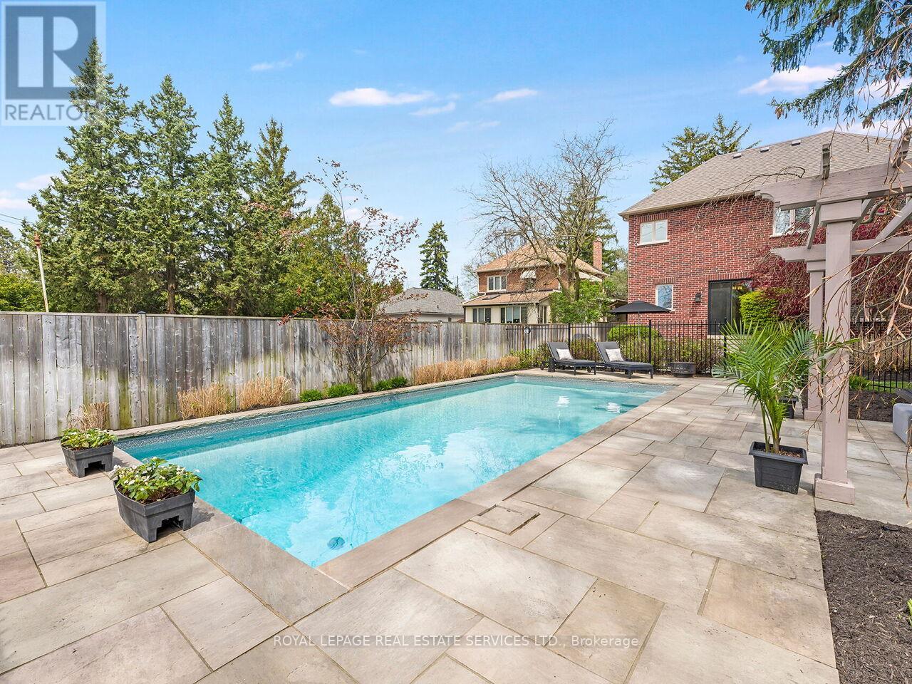 24 Jopling Avenue N, Toronto, Ontario  M9B 4E7 - Photo 38 - W13142448