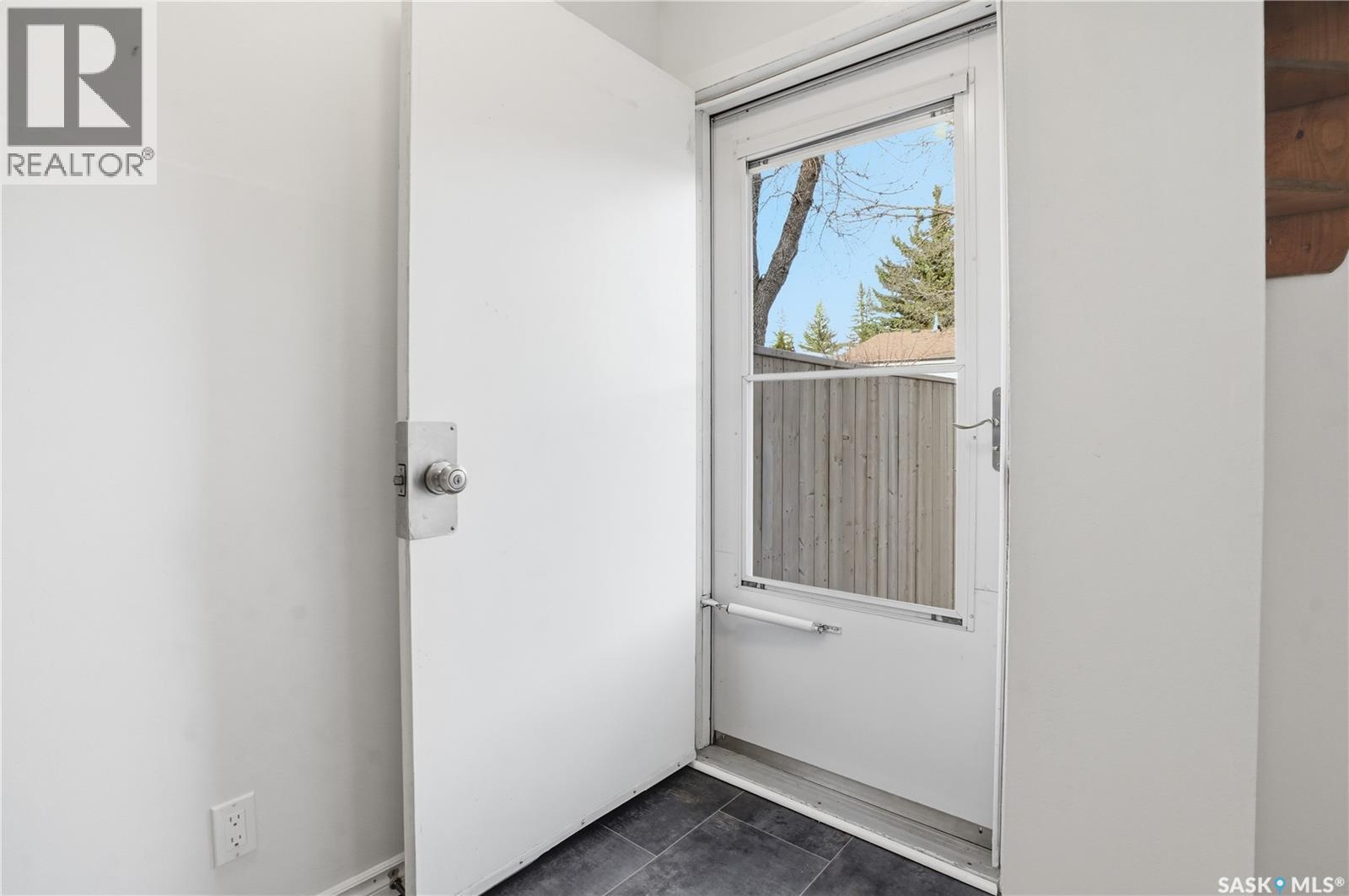 15 Killarney Way, Regina, Saskatchewan  S4S 6V8 - Photo 17 - SK035103