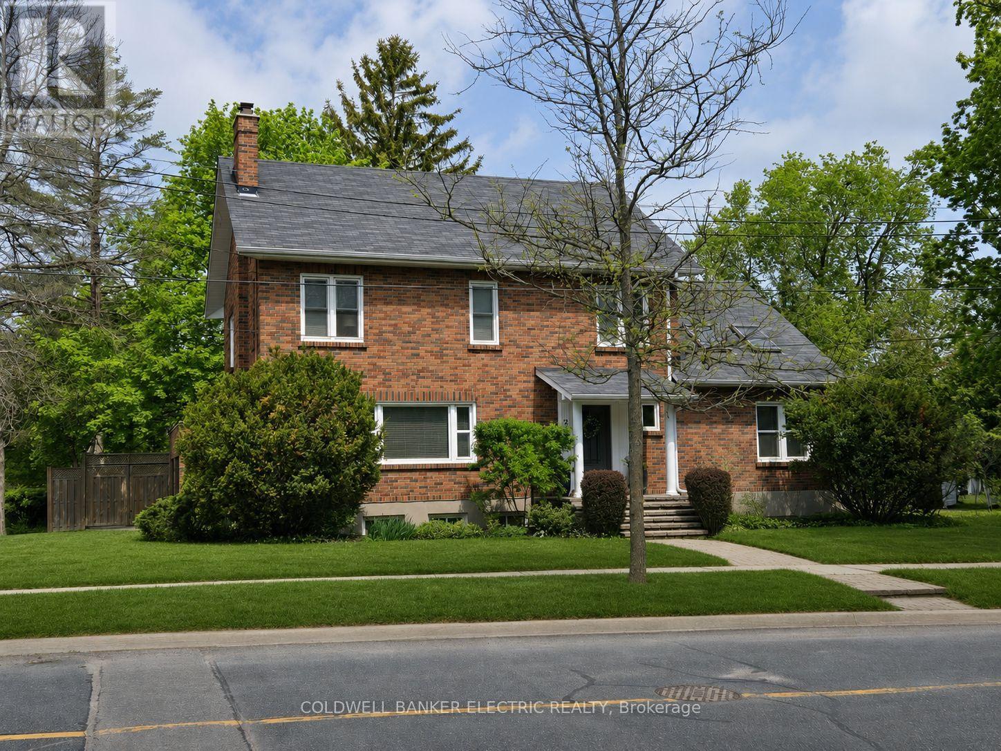 230 Geraldine Avenue, Peterborough, Ontario  K9H 4T9 - Photo 1 - X13145296