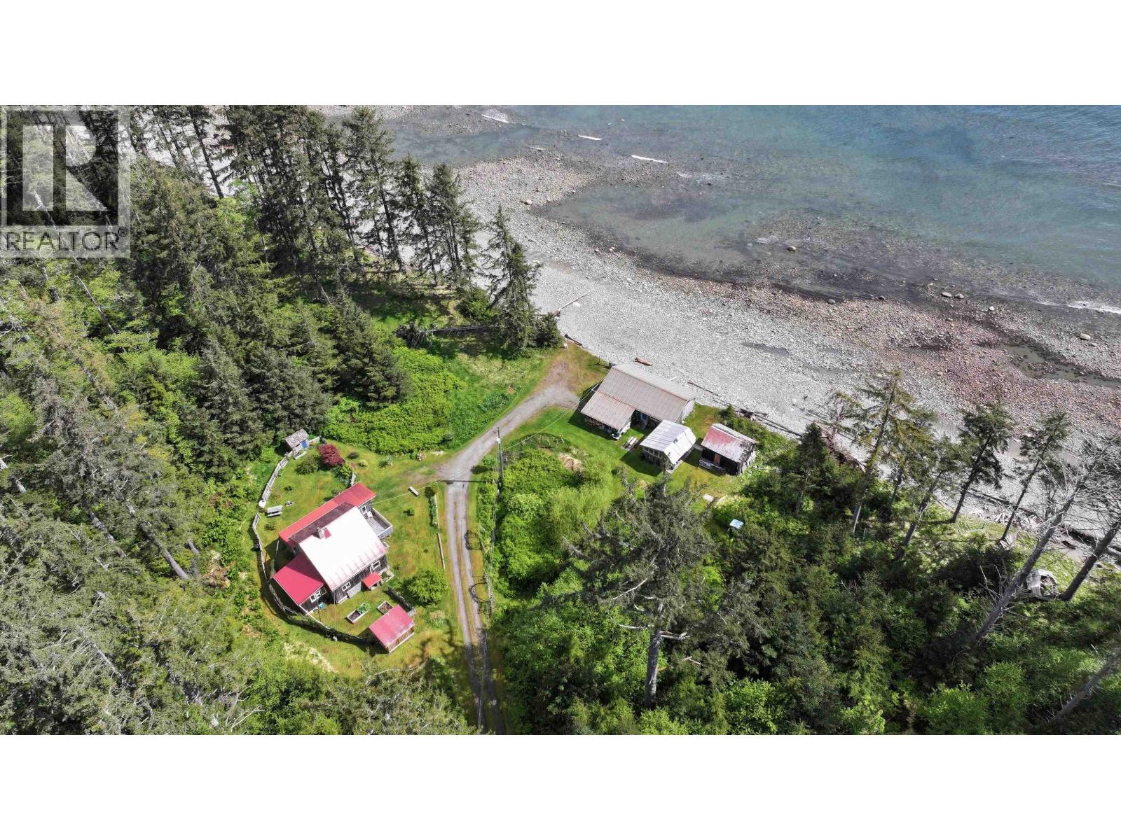 556 Davis Road, Daajing Giids Rural, British Columbia  V0T 1Y0 - Photo 5 - R3121574