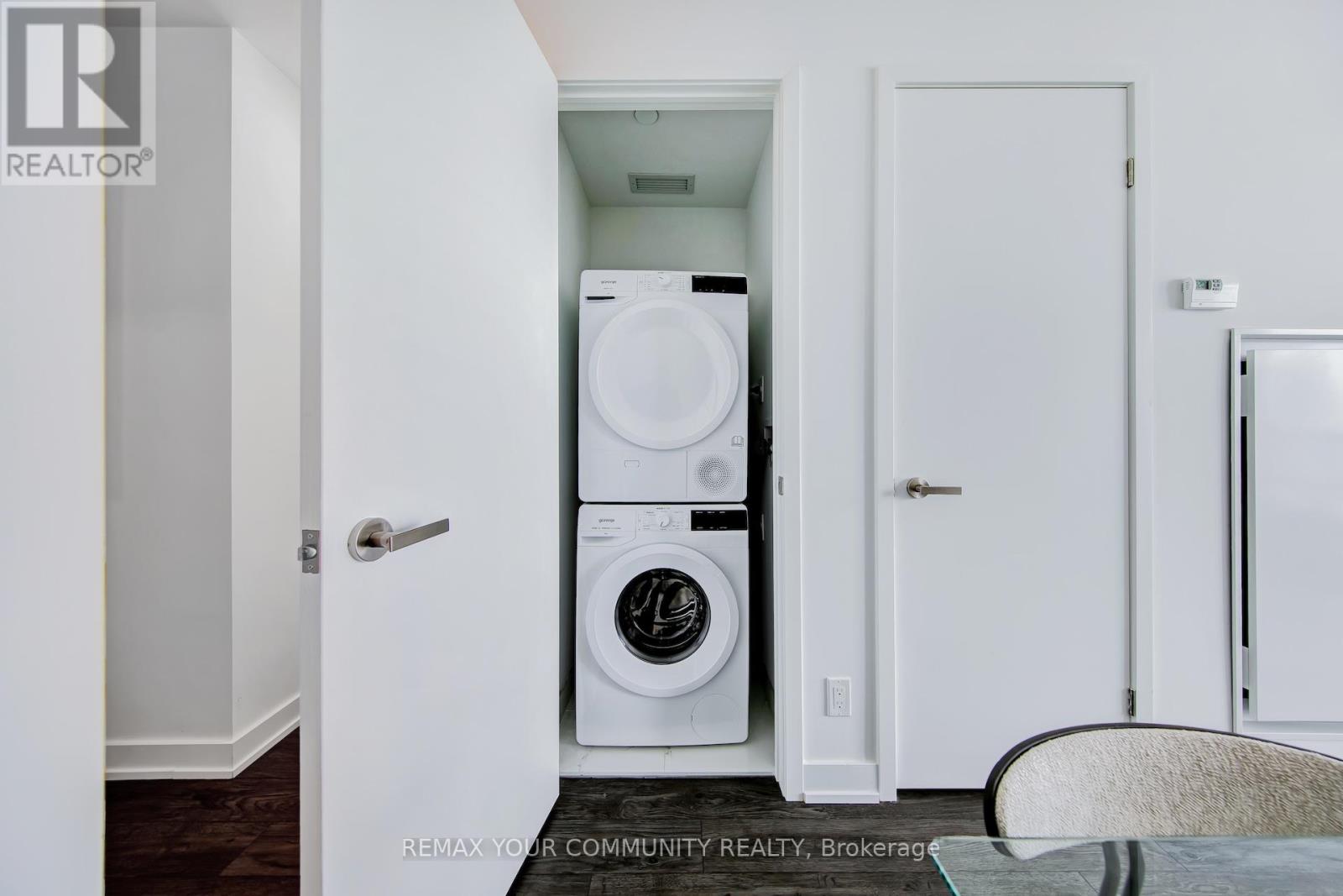 5012 - 88 Queen St. East Street, Toronto, Ontario M5C 0B6 - Photo 8 - C13136936
