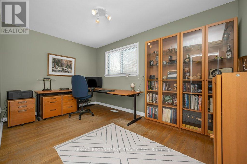 345 Sandlewood Road, Oakville, Ontario  L6L 3S1 - Photo 26 - W12976824
