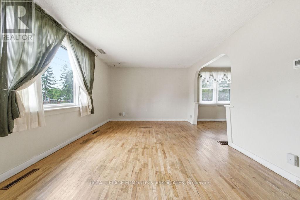 40 Church Street, Laurentian Hills, Ontario  K0J 1J0 - Photo 11 - X13145346