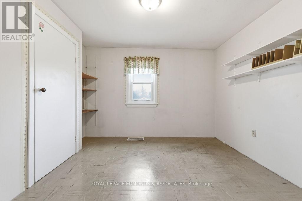 40 Church Street, Laurentian Hills, Ontario  K0J 1J0 - Photo 23 - X13145346
