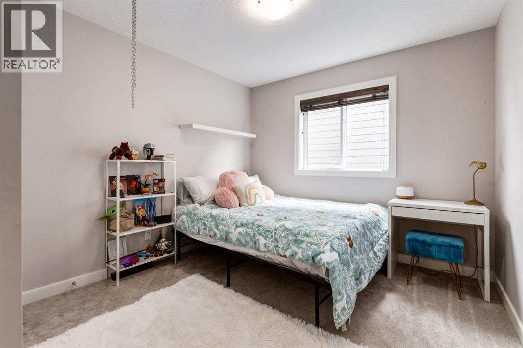 8 Sunrise Common, Cochrane, Alberta  T4C 0Z9 - Photo 32 - A2312140
