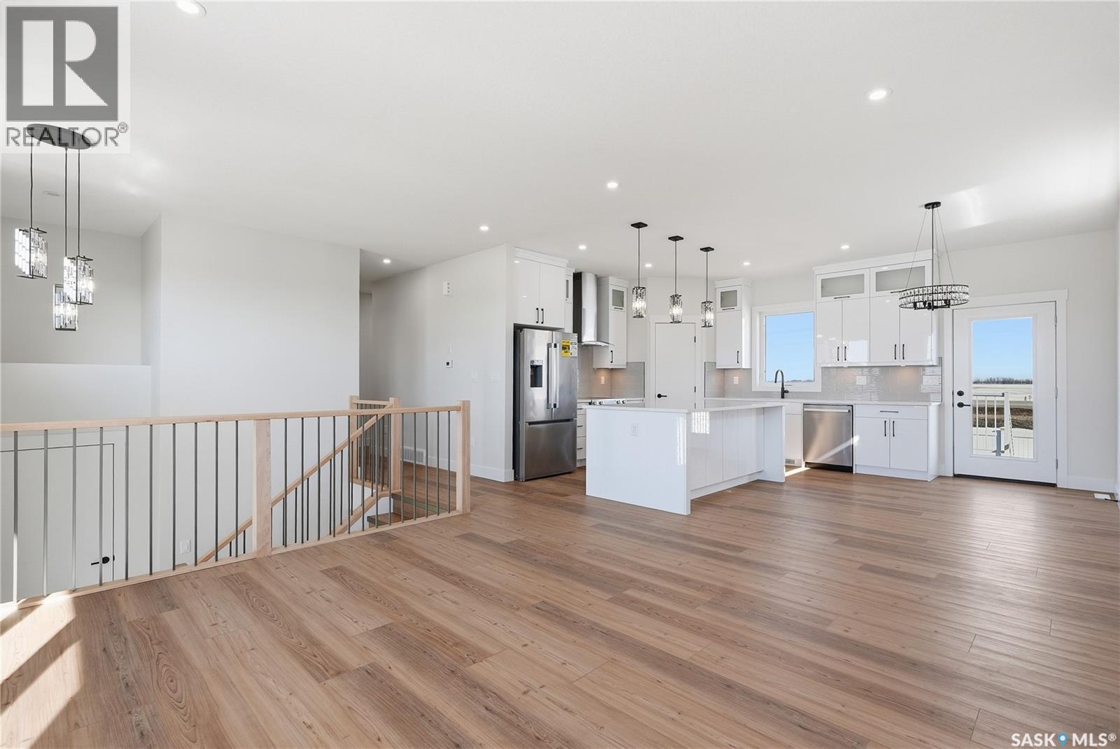 814 Ballesteros Crescent, Warman, Saskatchewan  S0K 4S3 - Photo 6 - SK036414