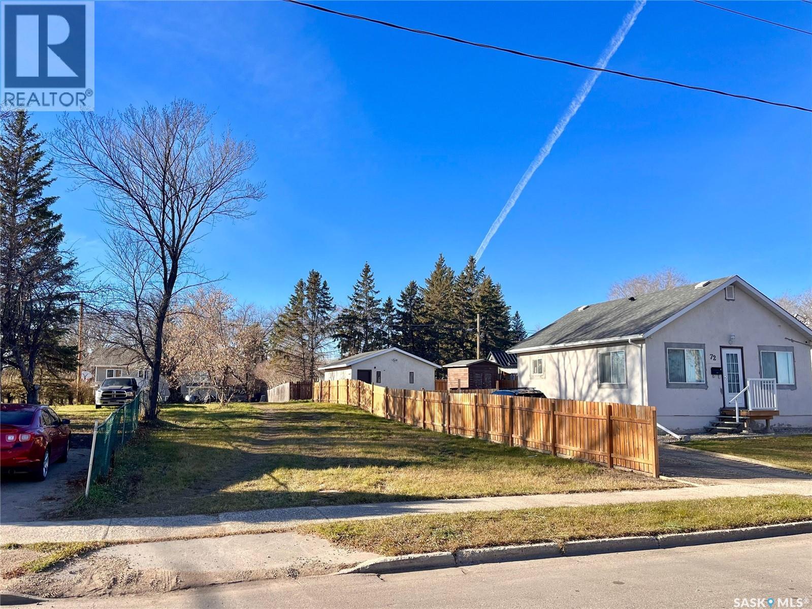 68 Victoria Avenue, Yorkton, Saskatchewan  S3N 1S8 - Photo 1 - SK036094