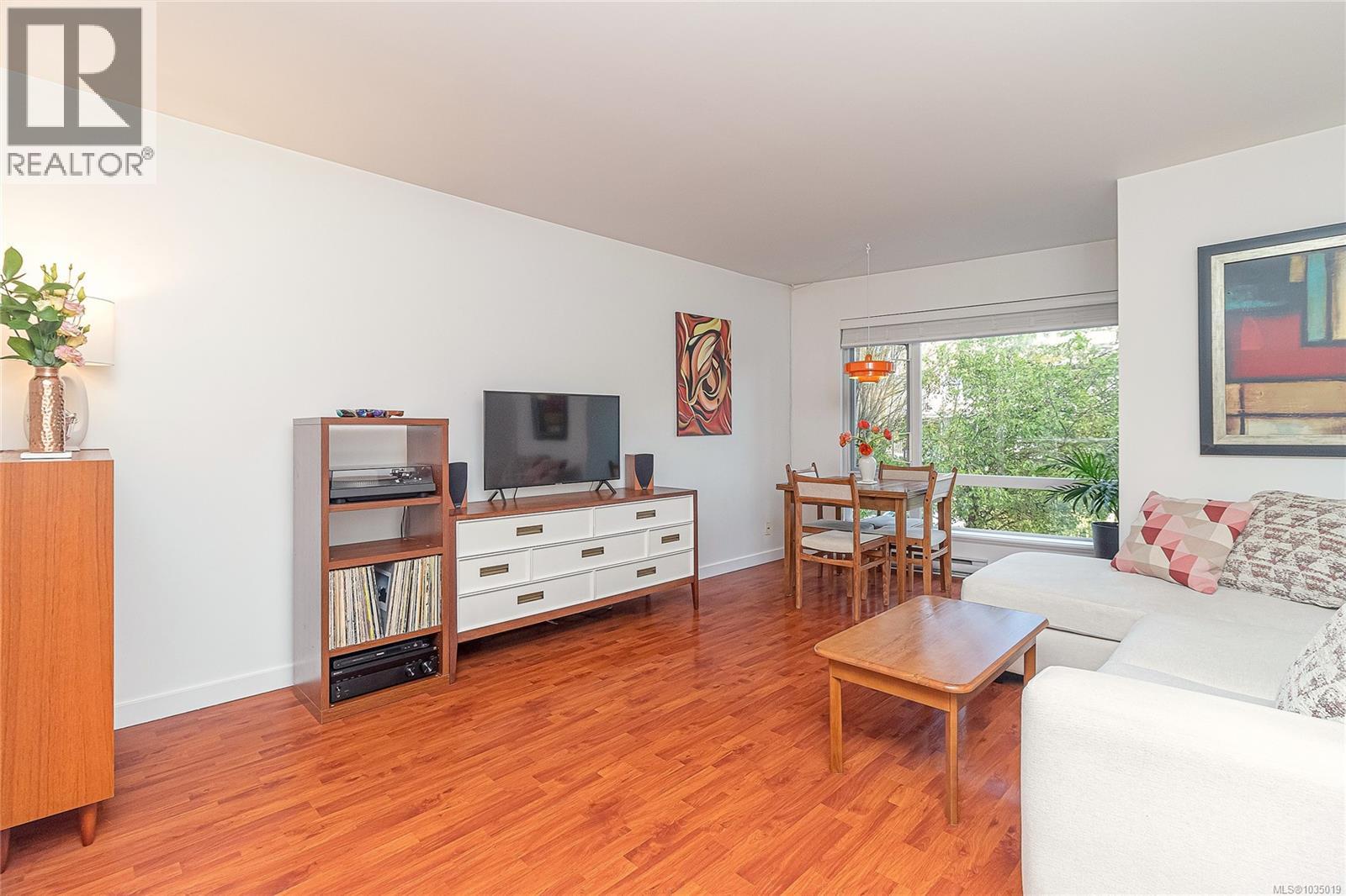 202 116 Queens Rd, Duncan, British Columbia  V9L 2W6 - Photo 5 - 1035019