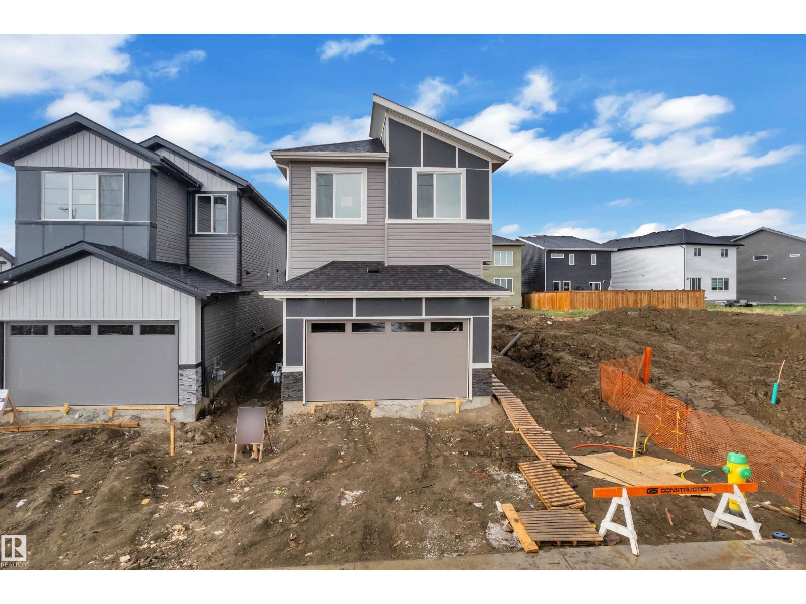 6226 45 AV, beaumont, Alberta