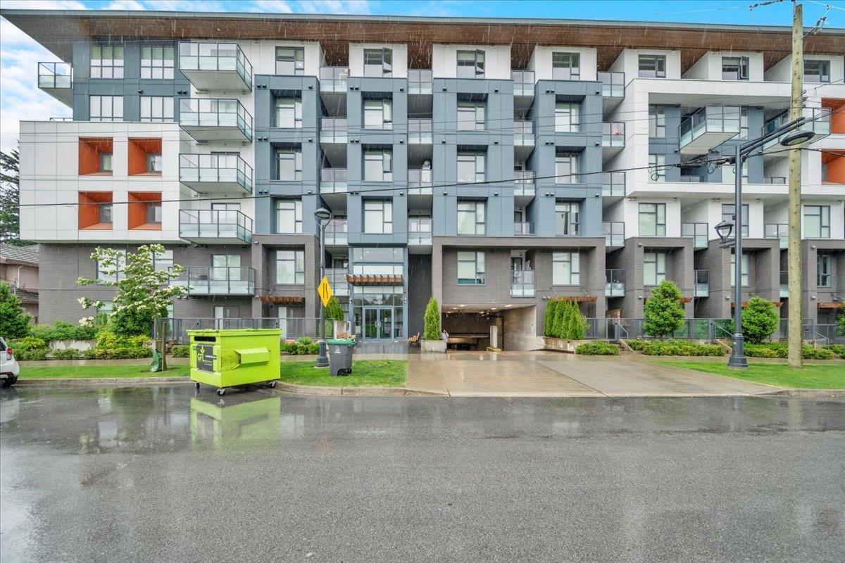 W621 10828 139a Street, Surrey, British Columbia  V3R 0H3 - Photo 4 - R3124591