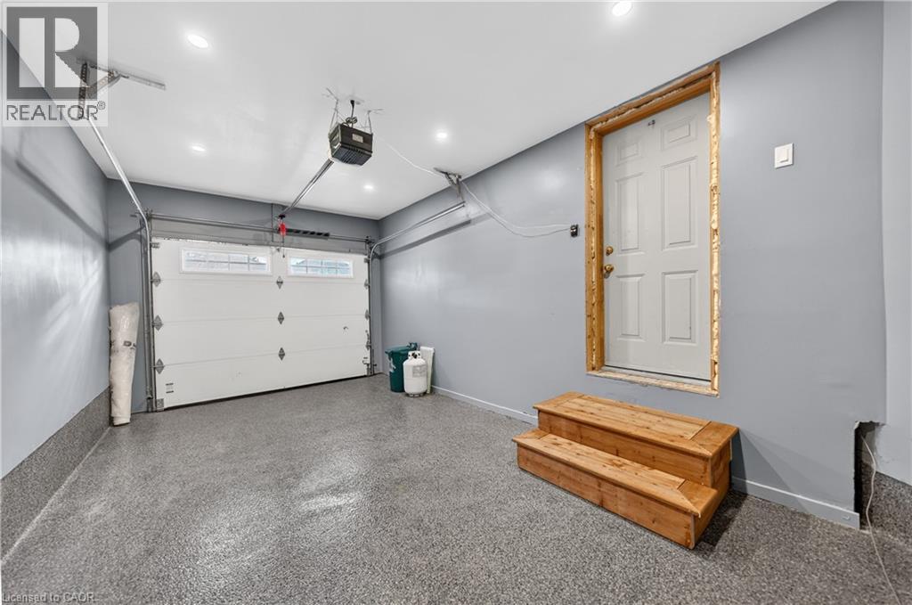 700 Karlsfeld Road, Waterloo, Ontario  N2T 2W4 - Photo 31 - 40831286