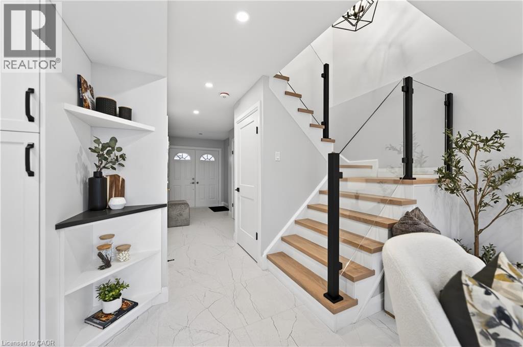 700 Karlsfeld Road, Waterloo, Ontario  N2T 2W4 - Photo 4 - 40831286